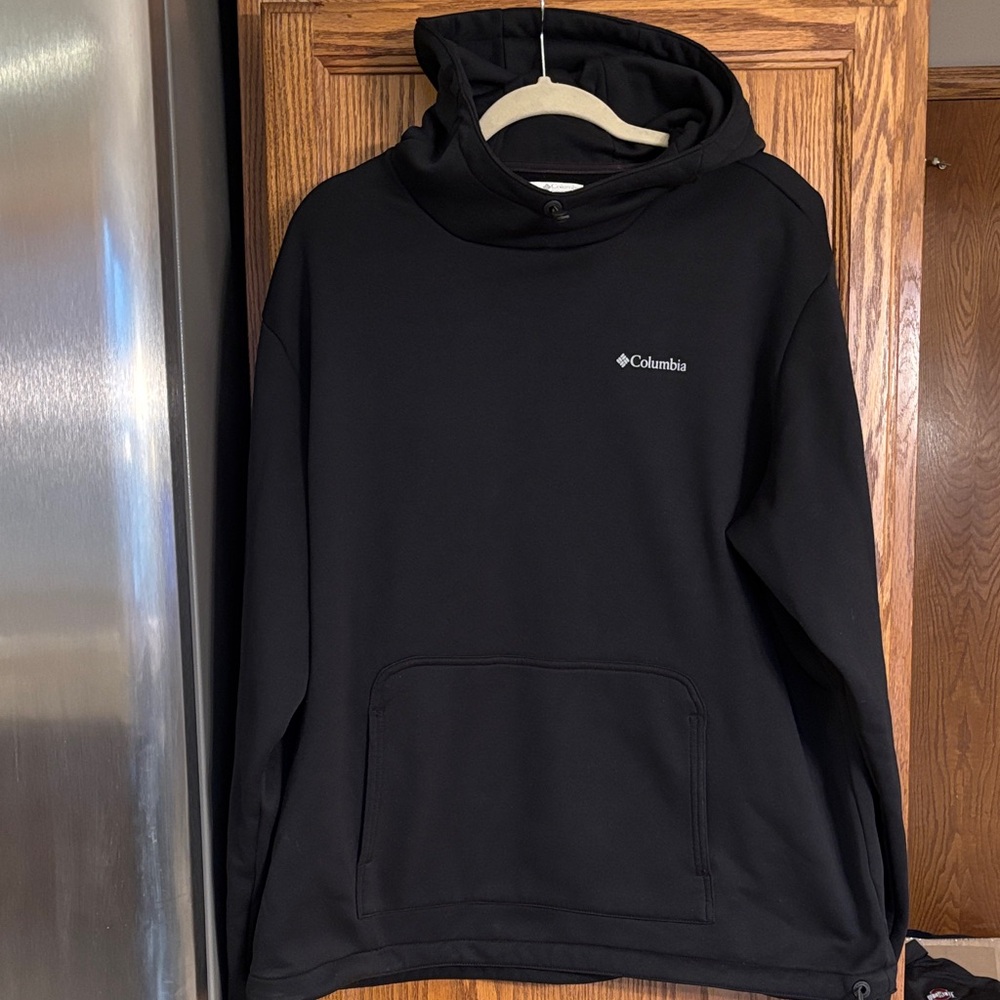 Columbia Black Hooded Sweatshirt With Single Draw Cord At Neck, XXL